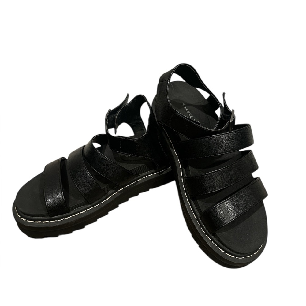 Sincerely‎ Jules Model "Daring" Black Chunky Platform Sandals